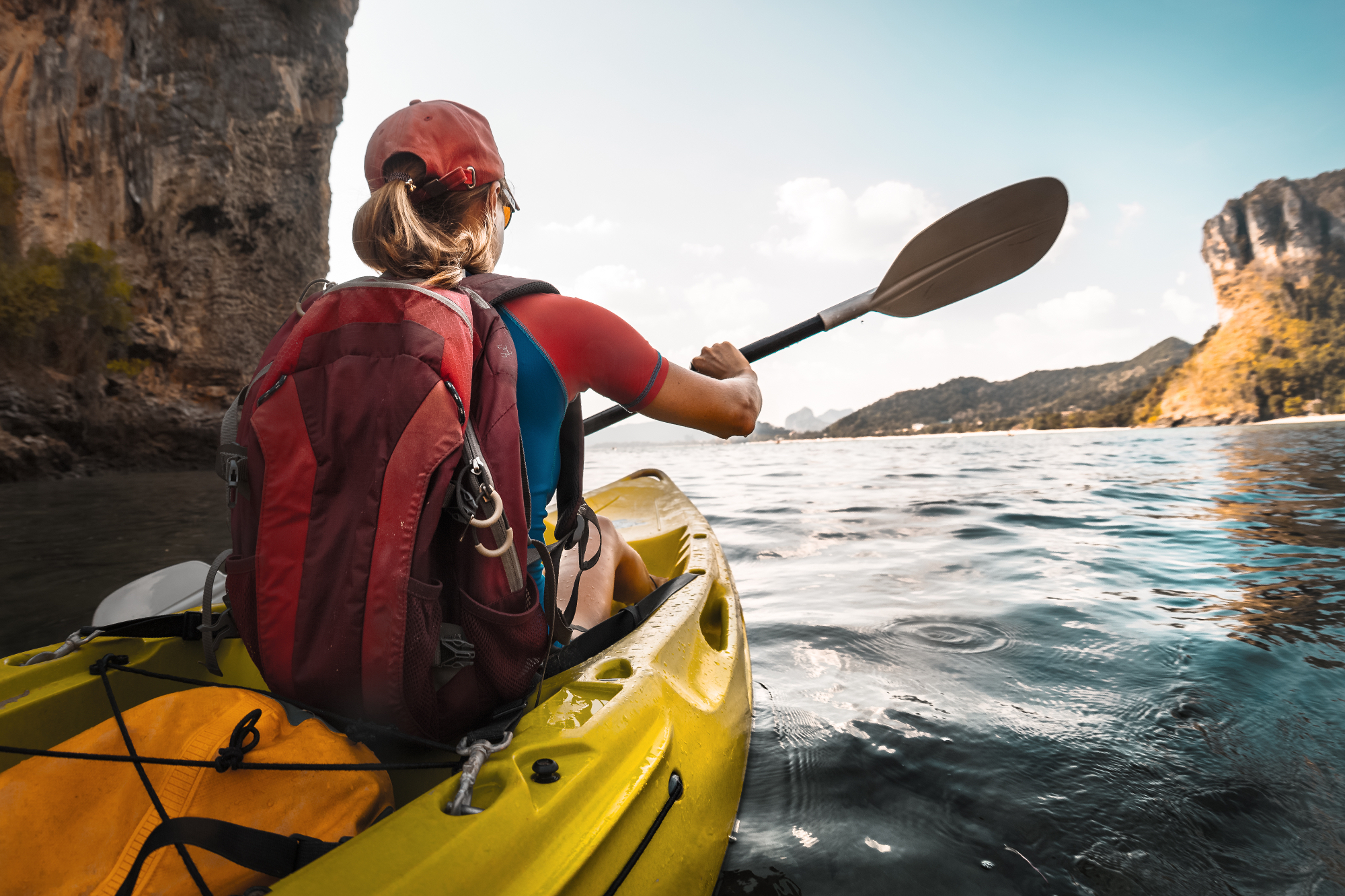 Pantaloni kayak sono essenziali per una navigazione sicura e confortevole